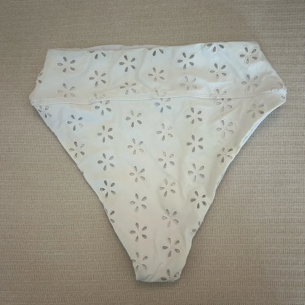Beach Riot Hazel Bikini Bottom - Picture 5 of 5